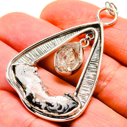Oco Geode Pendants handcrafted by Ana Silver Co - PD755107