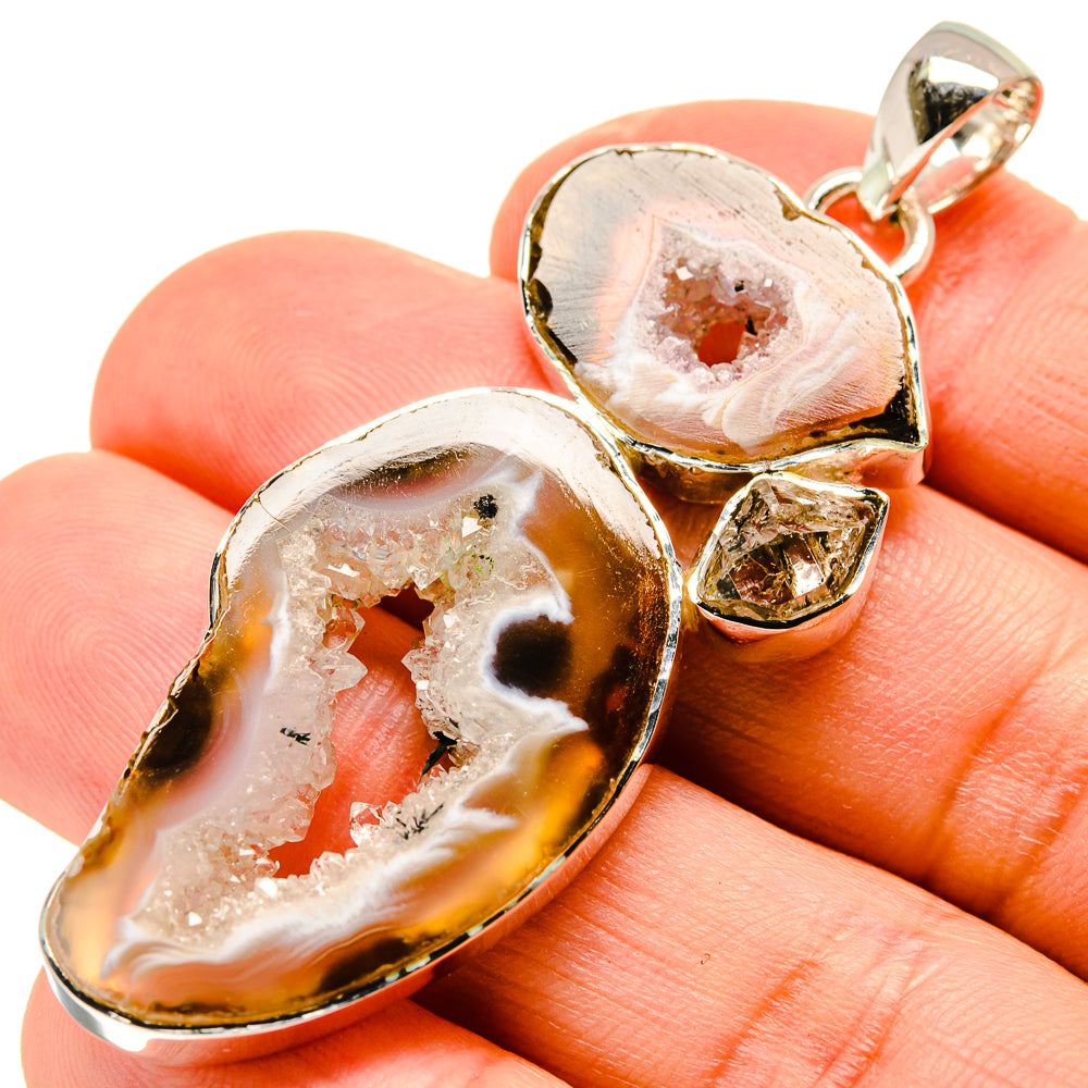 Occo Geode Slice Pendants handcrafted by Ana Silver Co - PD755288