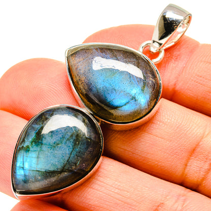 Labradorite Pendants handcrafted by Ana Silver Co - PD755316