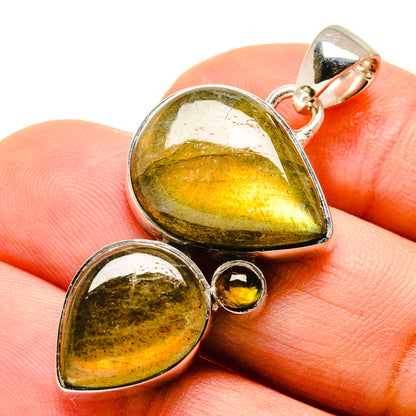 Labradorite Pendants handcrafted by Ana Silver Co - PD755872