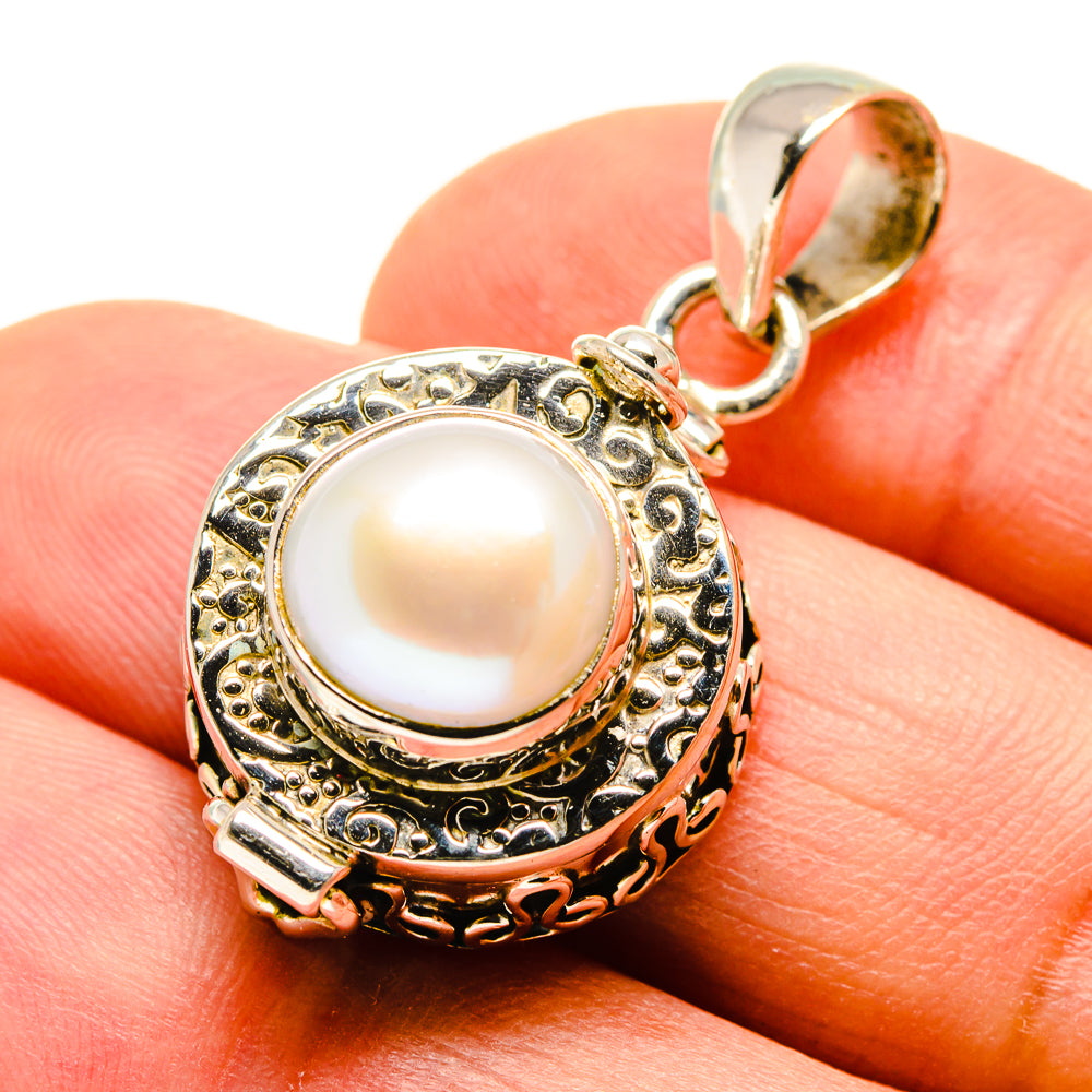 Cultured Pearl Pendants handcrafted by Ana Silver Co - PD755887
