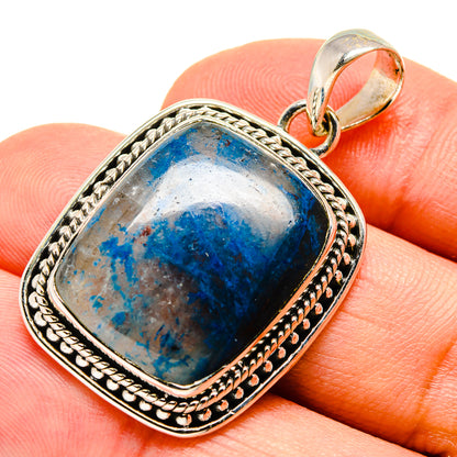 Apatite pendant bail top view with square blue-white cabochon in ornate 925 silver frame