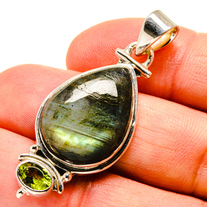 Labradorite Pendants handcrafted by Ana Silver Co - PD756103
