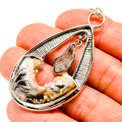 Occo Geode Pendants handcrafted by Ana Silver Co - PD756138