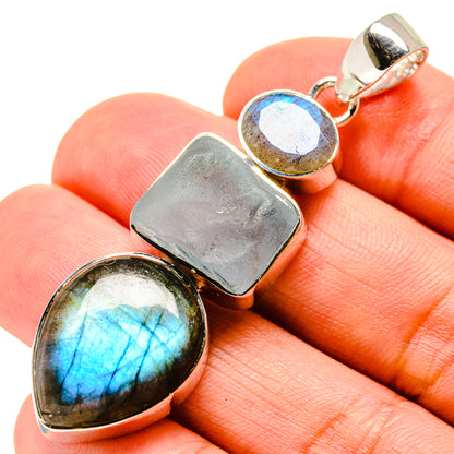 Labradorite Pendants handcrafted by Ana Silver Co - PD756362