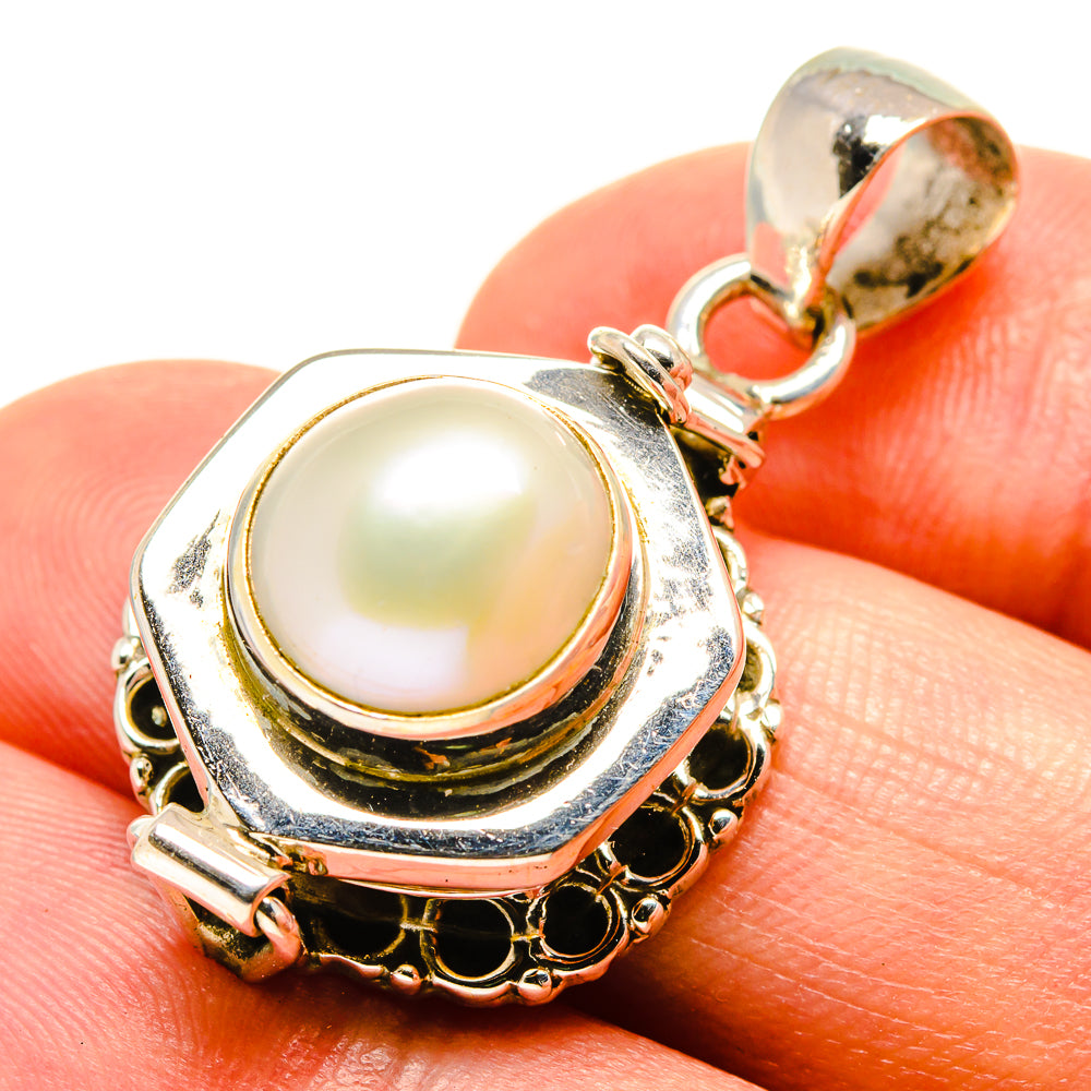 Cultured Pearl Pendants handcrafted by Ana Silver Co - PD756717