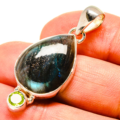 Labradorite Pendants handcrafted by Ana Silver Co - PD756763