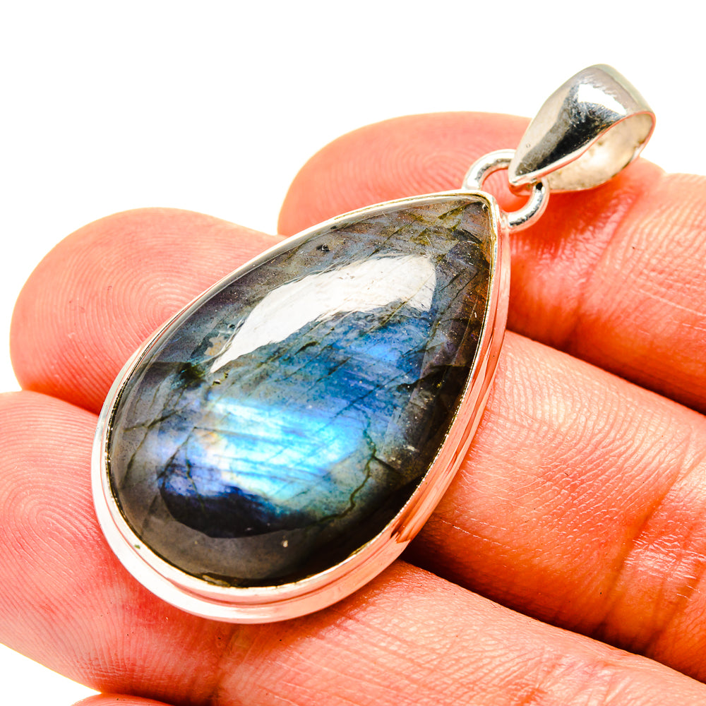 Labradorite Pendants handcrafted by Ana Silver Co - PD757045