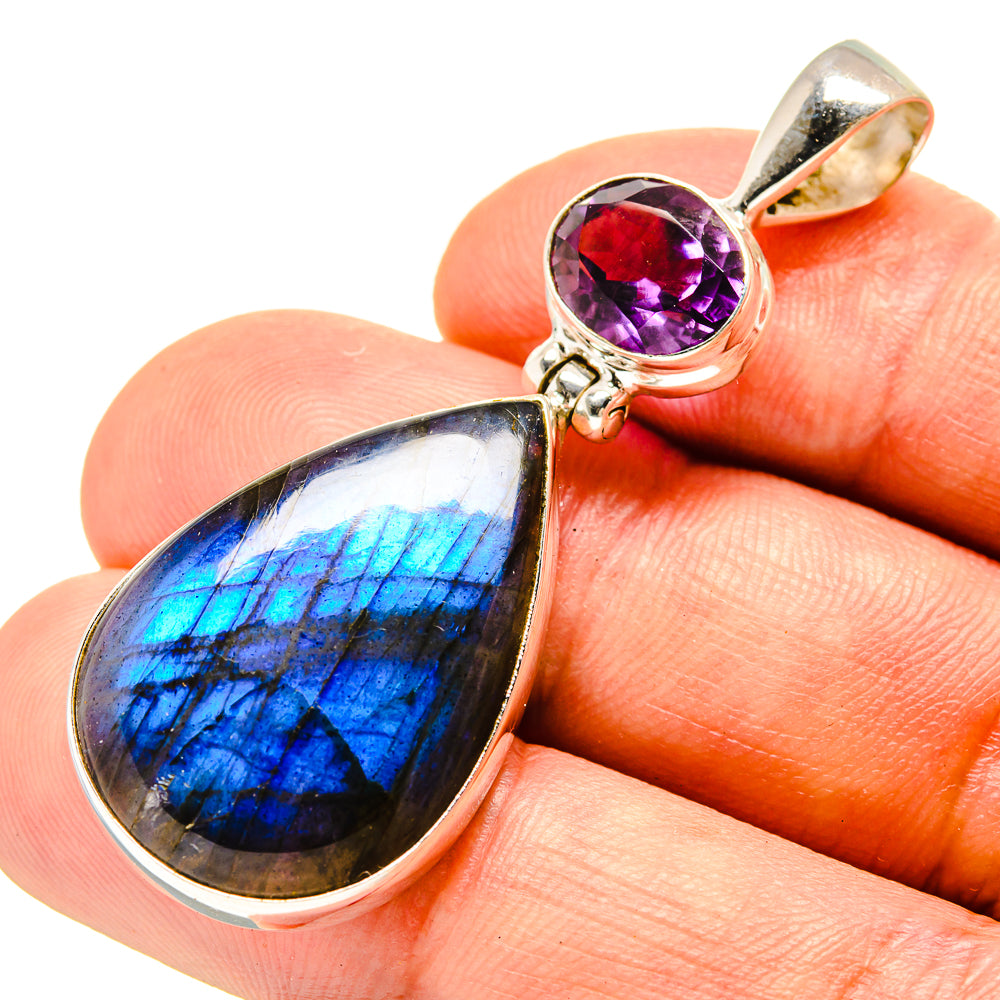 Labradorite Pendants handcrafted by Ana Silver Co - PD757143