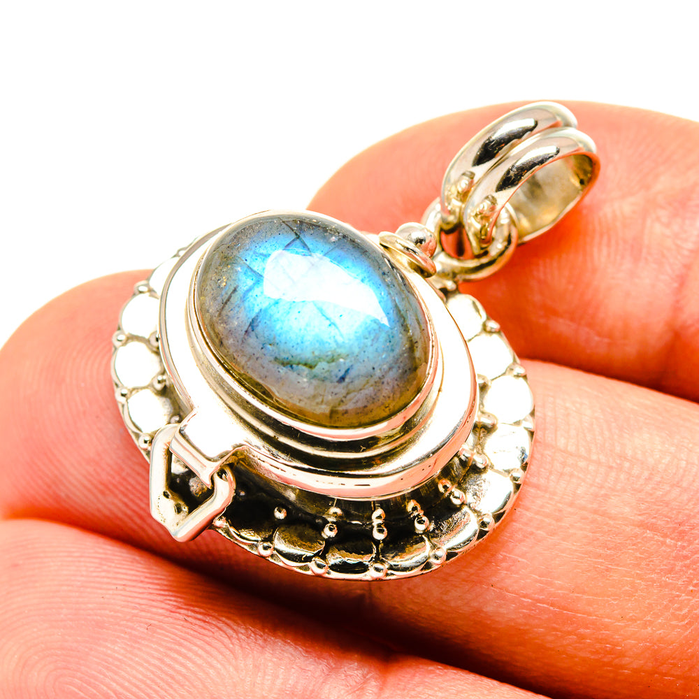 Labradorite poison pendant in sterling silver with oval blue labradorite cabochon
