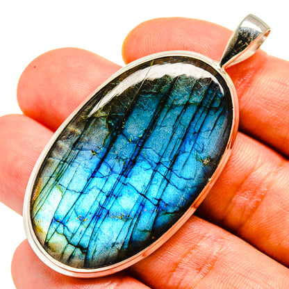 Labradorite Pendants handcrafted by Ana Silver Co - PD757419