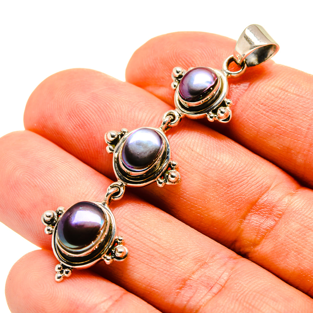 Titanium Pearl Pendants handcrafted by Ana Silver Co - PD757469