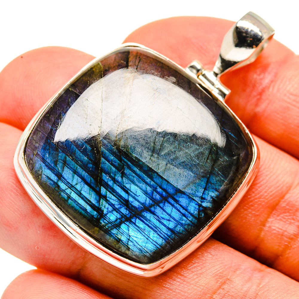 Labradorite Pendants handcrafted by Ana Silver Co - PD757622