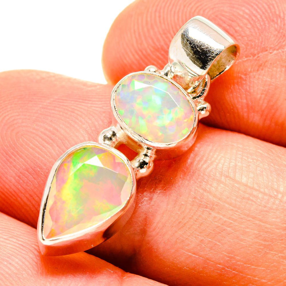Opal pendant in 925 sterling silver, oval and pear opal cabochons with faceted sparkle