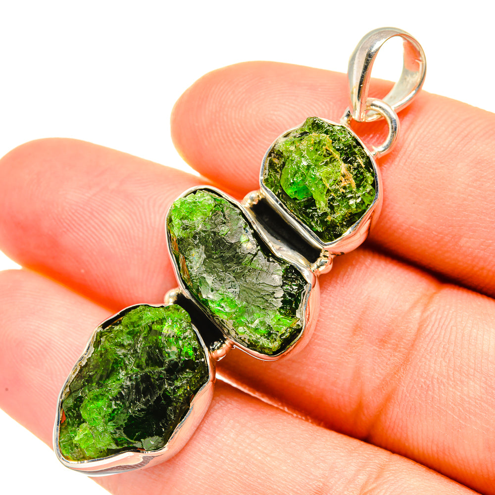 Chrome Diopside Pendants handcrafted by Ana Silver Co - PD7579