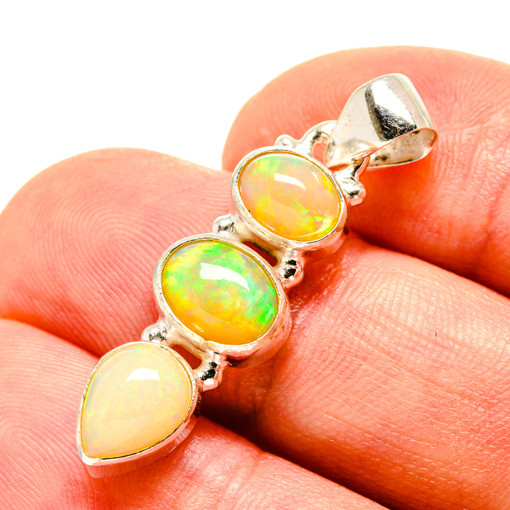 Opal pendant in 925 sterling silver with three oval Ethiopian opal gemstones