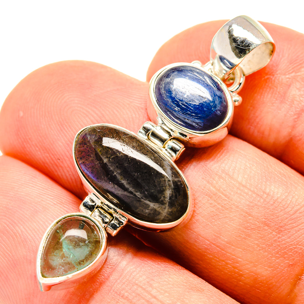 Labradorite Pendants handcrafted by Ana Silver Co - PD758641