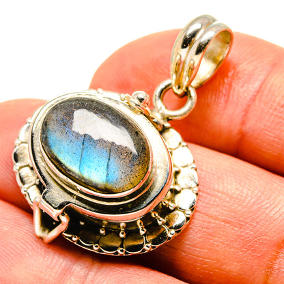 Labradorite Pendants handcrafted by Ana Silver Co - PD758929