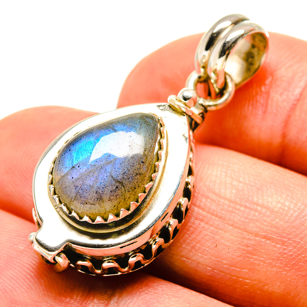 Labradorite Pendants handcrafted by Ana Silver Co - PD758932