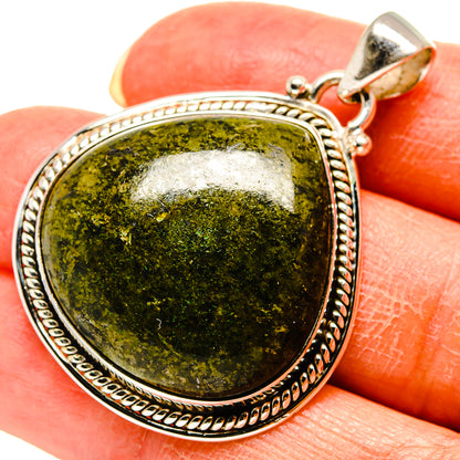 Vasonite Pendants handcrafted by Ana Silver Co - PD759170
