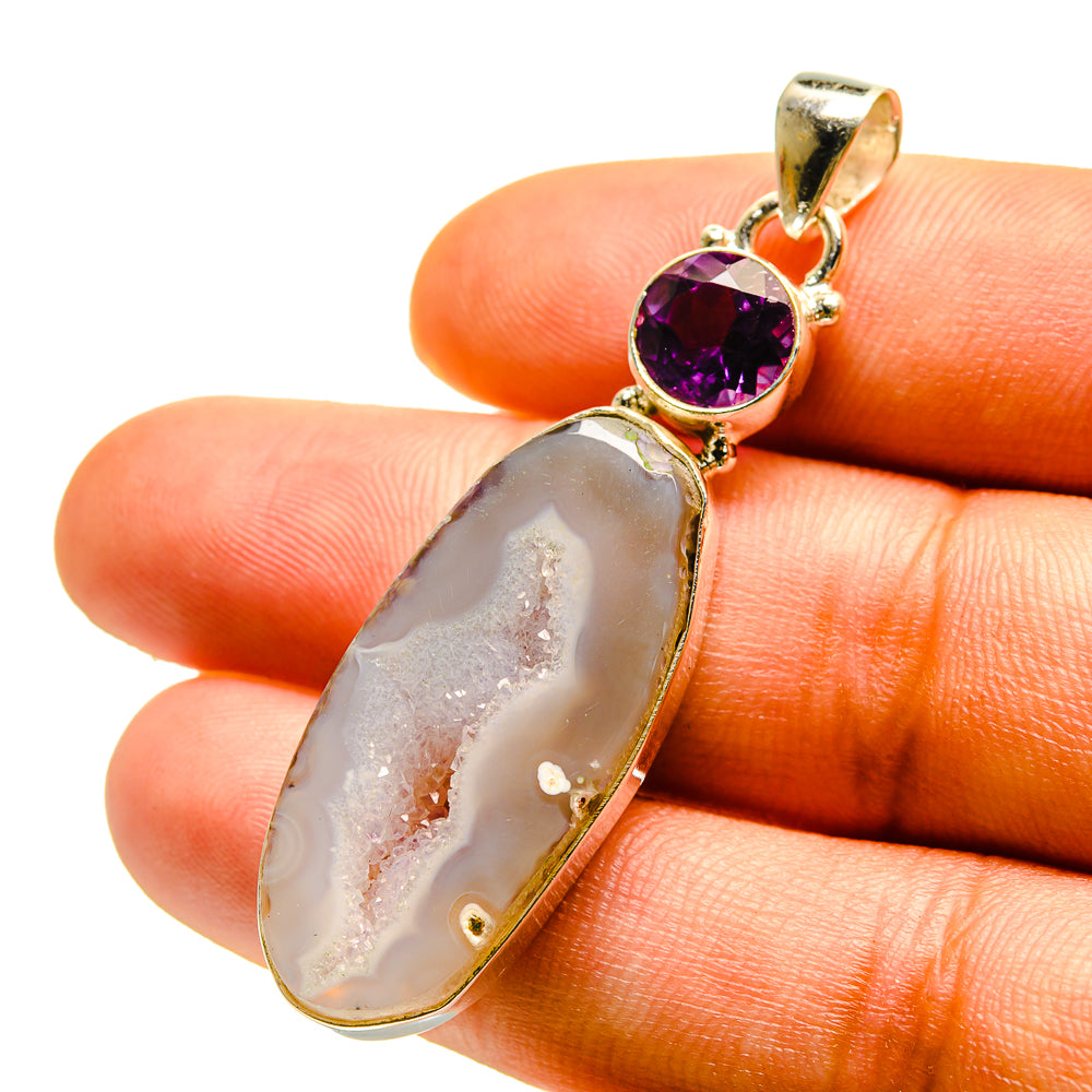 925 sterling silver pendant with round amethyst and translucent geode slice drop