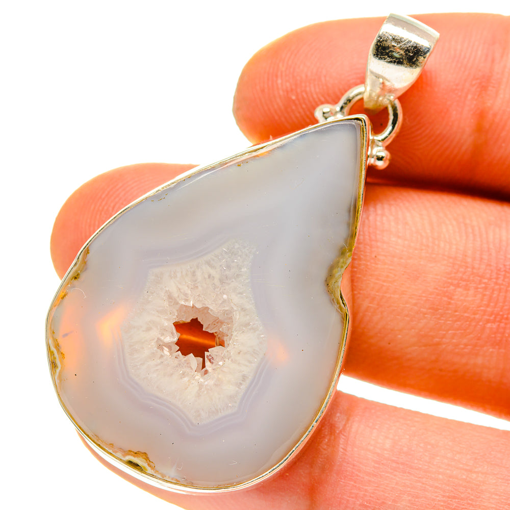White Geode Slice Pendants handcrafted by Ana Silver Co - PD759911