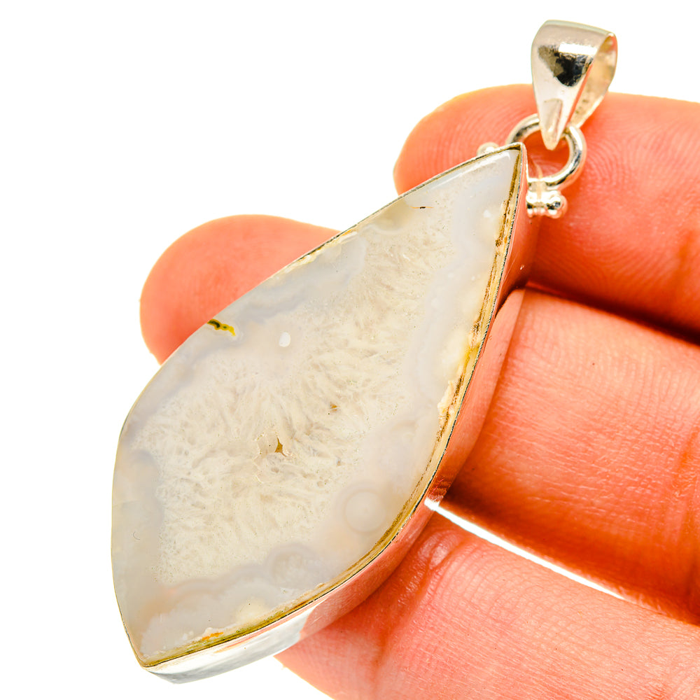 White Geode Slice Pendants handcrafted by Ana Silver Co - PD760163