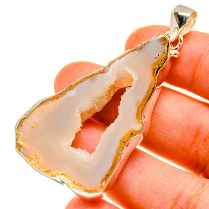 White Geode Slice Pendants handcrafted by Ana Silver Co - PD760273