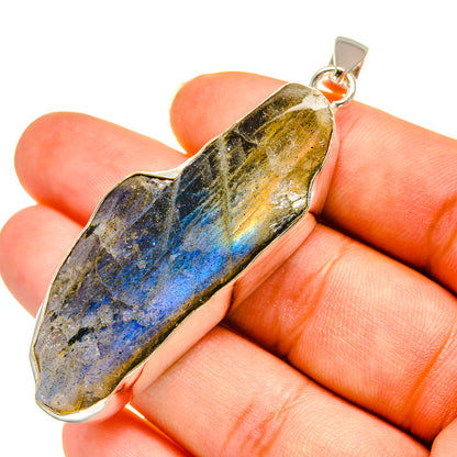 Labradorite Pendants handcrafted by Ana Silver Co - PD7977