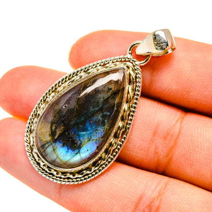 Labradorite Pendants handcrafted by Ana Silver Co - PD8112