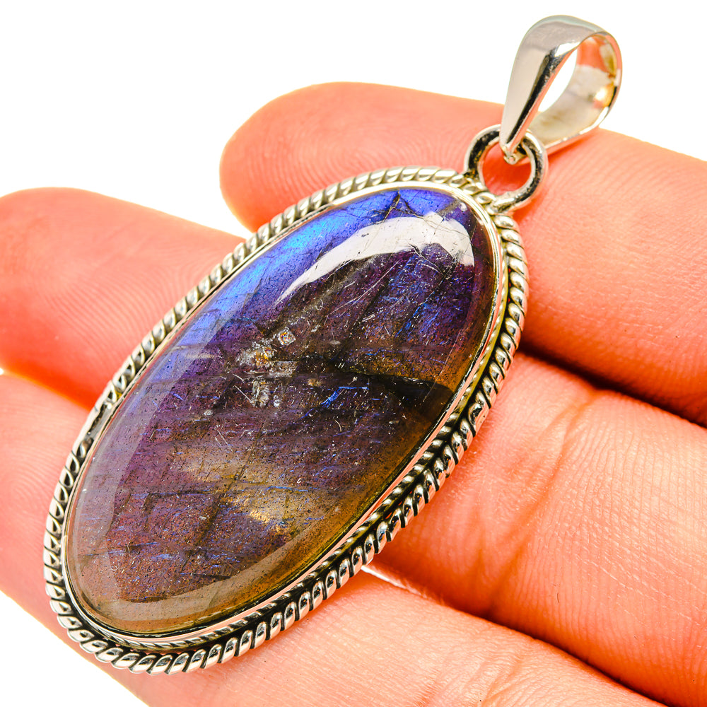 Labradorite pendant in 925 sterling silver oval bezel, blue-purple stone
