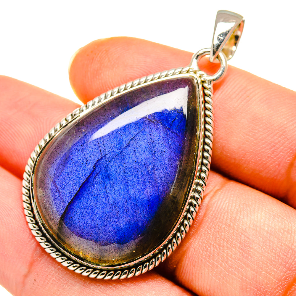 Labradorite Pendants handcrafted by Ana Silver Co - PD8326