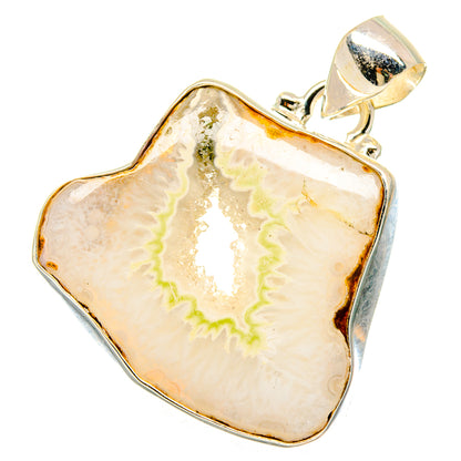 White Geode Slice Pendants handcrafted by Ana Silver Co - PD16944 - Photo 2