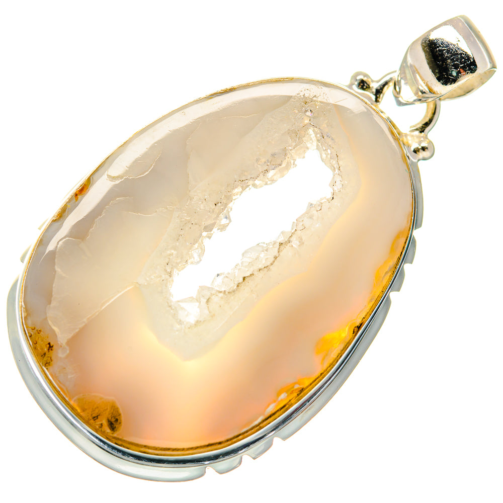 White Geode Slice Pendants handcrafted by Ana Silver Co - PD20299 - Photo 2