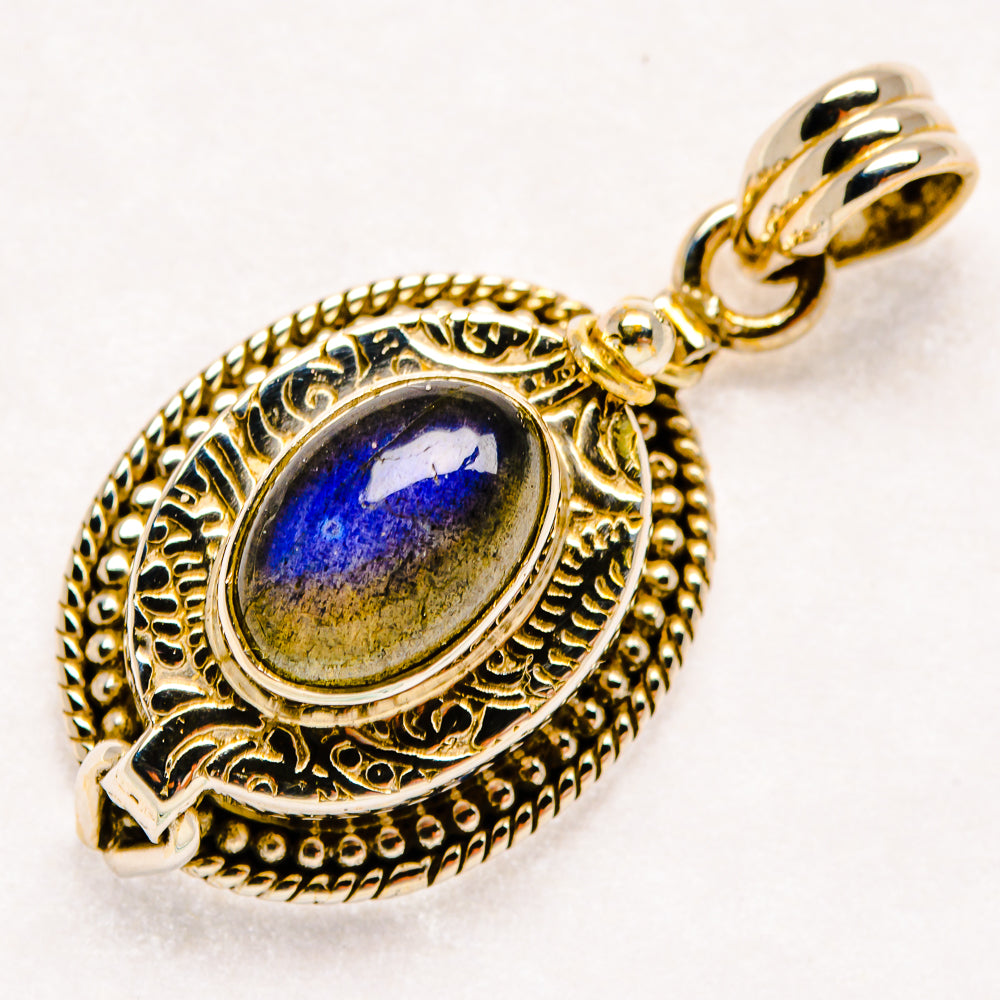 Labradorite Pendants handcrafted by Ana Silver Co - PD20469