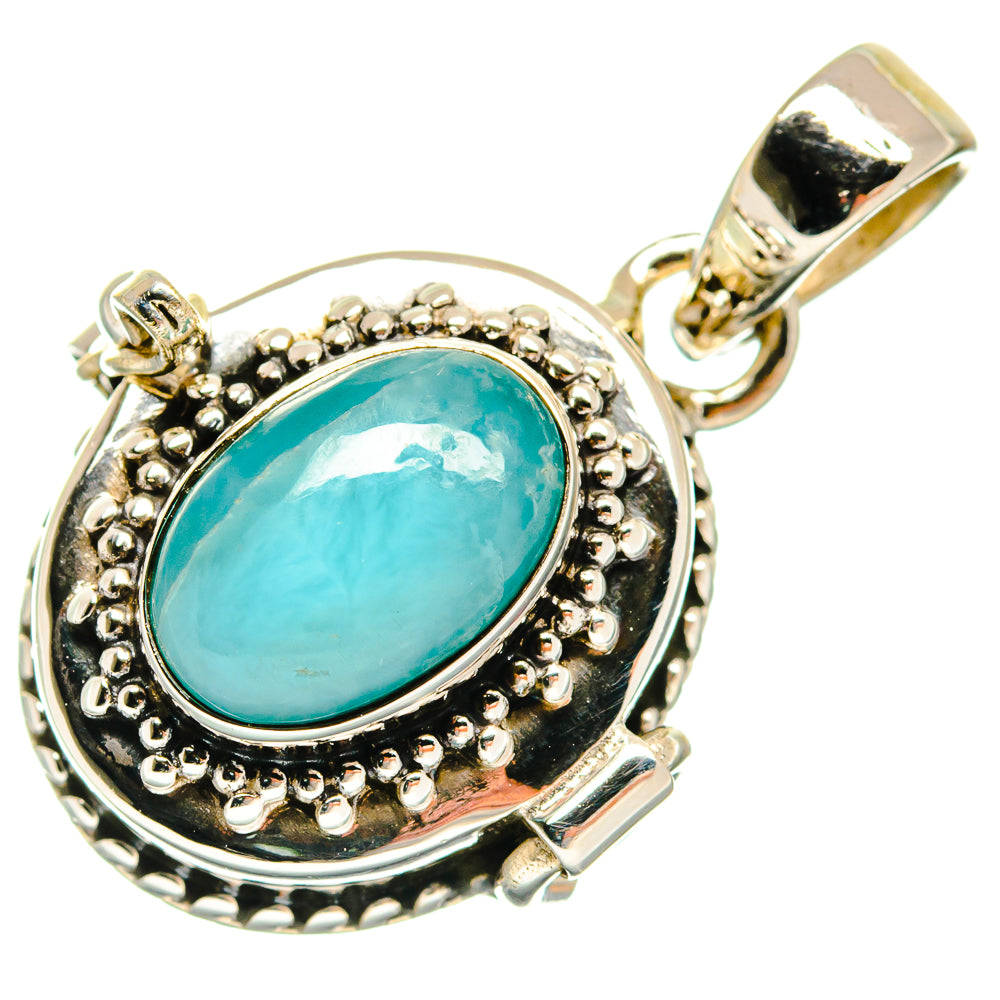 Poison aquamarine-colored oval pendant in 925 sterling silver with beaded bezel
