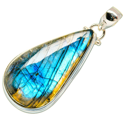 Labradorite Pendants handcrafted by Ana Silver Co - PD21937 - Photo 2