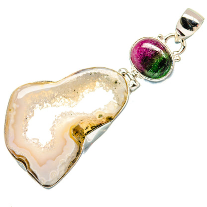 White Geode Slice Pendants handcrafted by Ana Silver Co - PD21955 - Photo 2