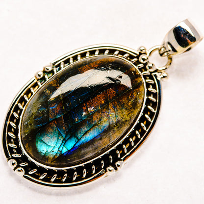Labradorite Pendants handcrafted by Ana Silver Co - PD22356 - Photo 2