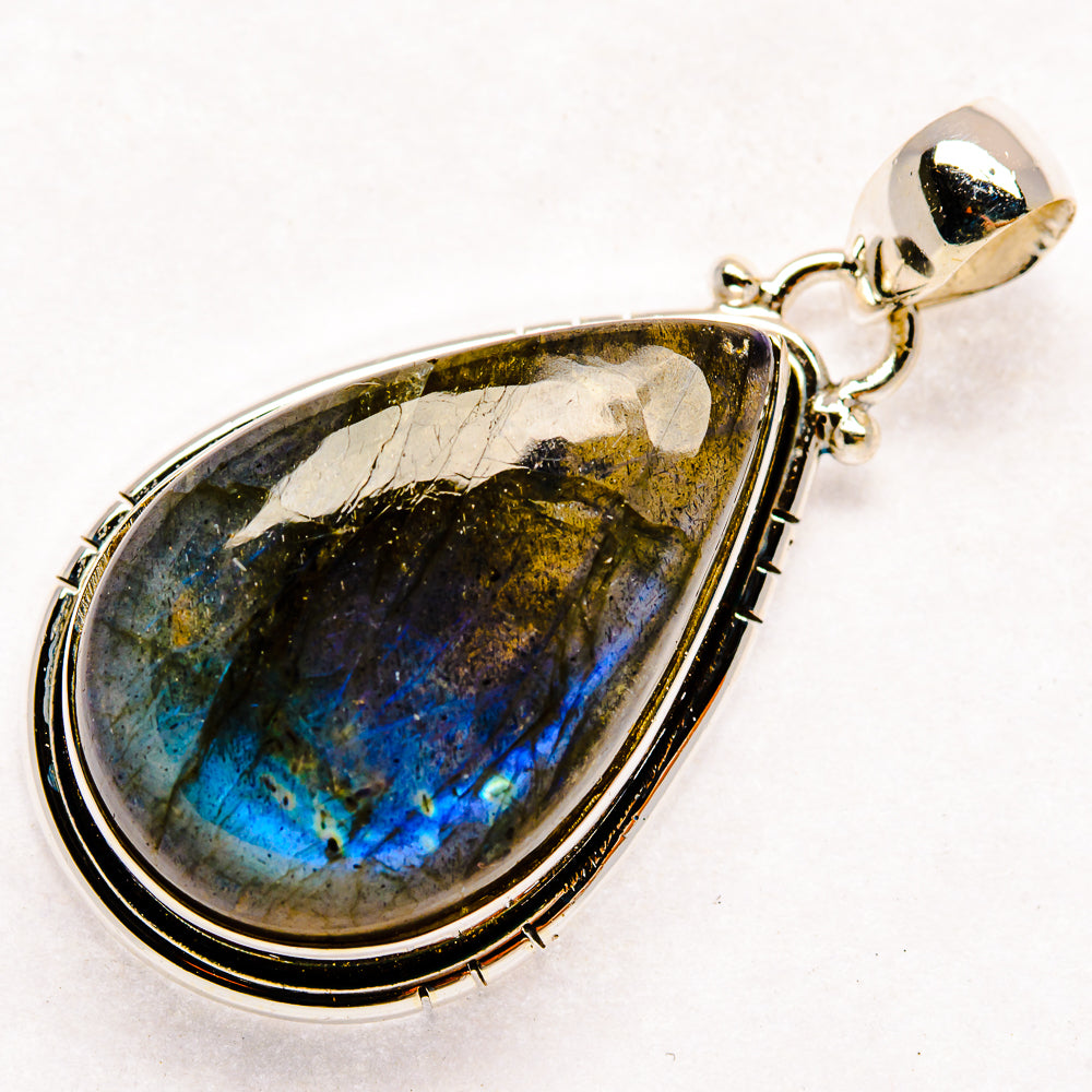 Labradorite Pendants handcrafted by Ana Silver Co - PD22358 - Photo 2