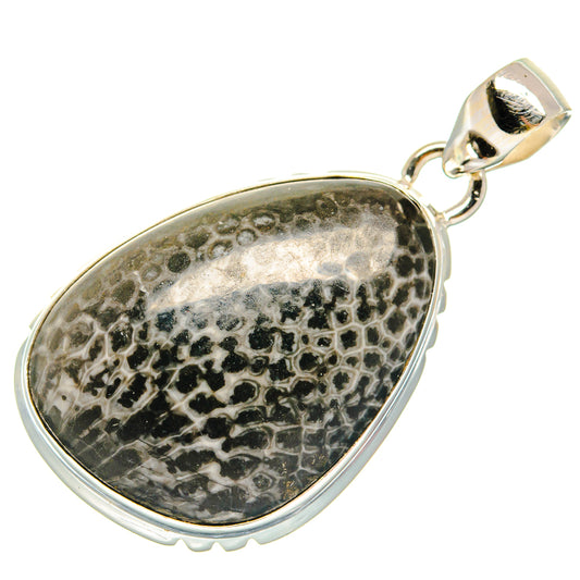 Stingray Coral Pendants handcrafted by Ana Silver Co - PD22445 - Photo 2