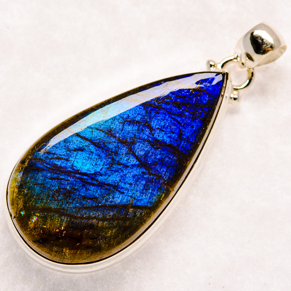 Labradorite Pendants handcrafted by Ana Silver Co - PD22609 - Photo 2