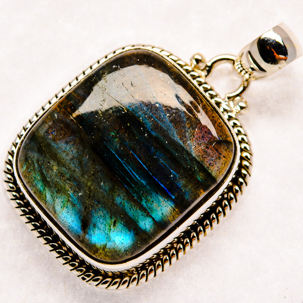 Labradorite Pendants handcrafted by Ana Silver Co - PD22611 - Photo 2