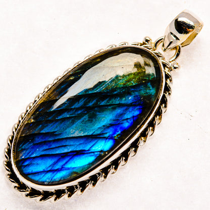 Labradorite Pendants handcrafted by Ana Silver Co - PD22895 - Photo 2