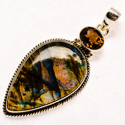 Labradorite Pendants handcrafted by Ana Silver Co - PD22898 - Photo 2