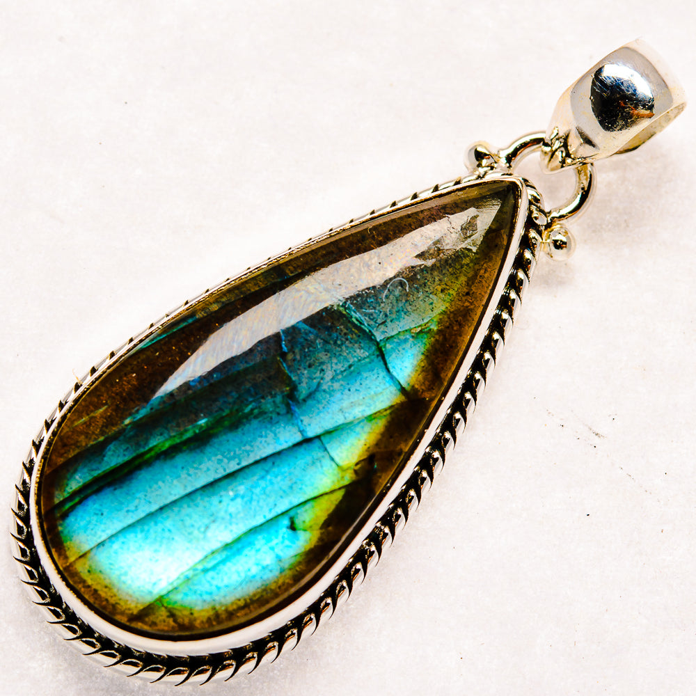 Labradorite Pendants handcrafted by Ana Silver Co - PD22900 - Photo 2
