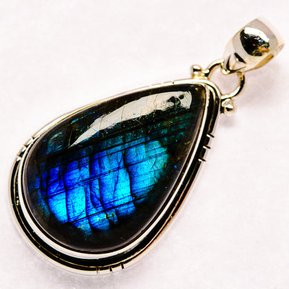 Labradorite Pendants handcrafted by Ana Silver Co - PD23040 - Photo 2