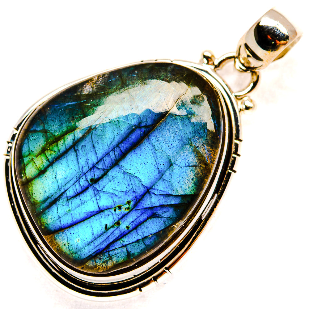 Labradorite Pendants handcrafted by Ana Silver Co - PD23327 - Photo 2