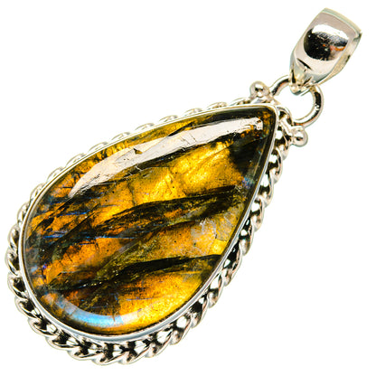 Labradorite Pendants handcrafted by Ana Silver Co - PD23575 - Photo 2
