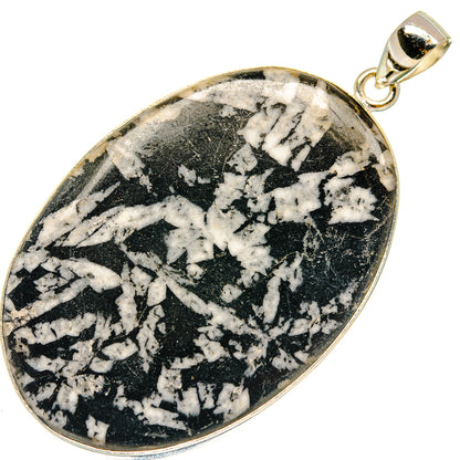 Chrysanthemum Stone Pendants handcrafted by Ana Silver Co - PD23595 - Photo 2